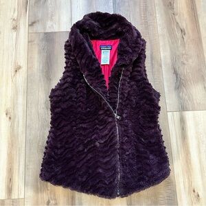 Patagonia Pelage Fleece Faux Fur Asymmetrical Vest Deep Purple Small